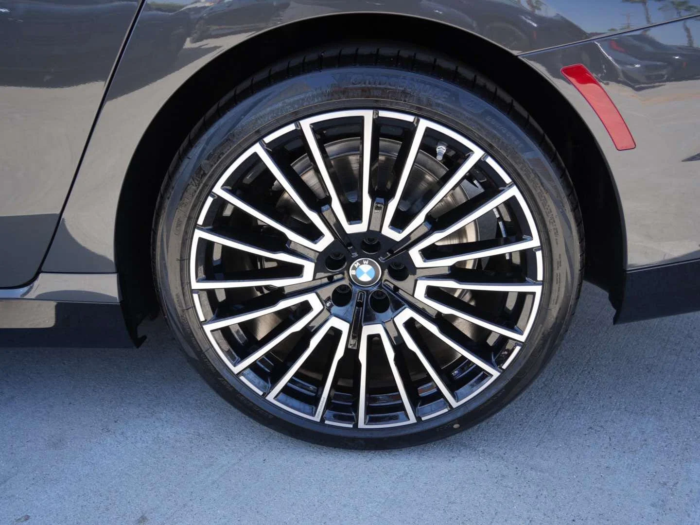 New 2027 Dravit Grey Metallic BMW 740i image 6
