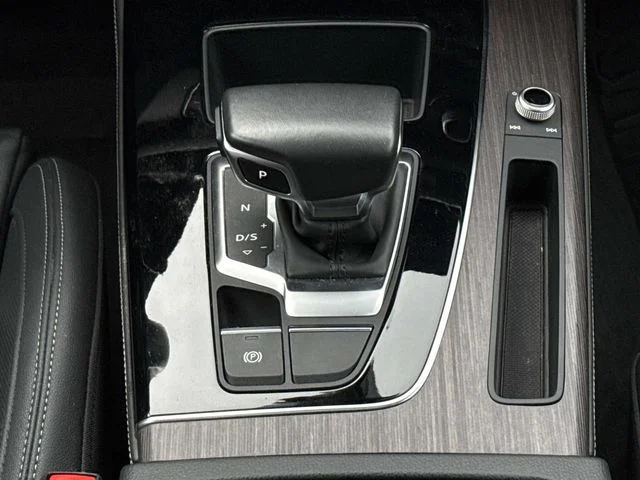 Used 2023  Audi 40 Premium Plus image 21