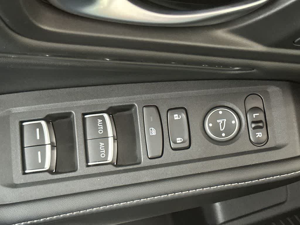 Used 2025 Crystal Black Pearl Honda Sport-L image 25