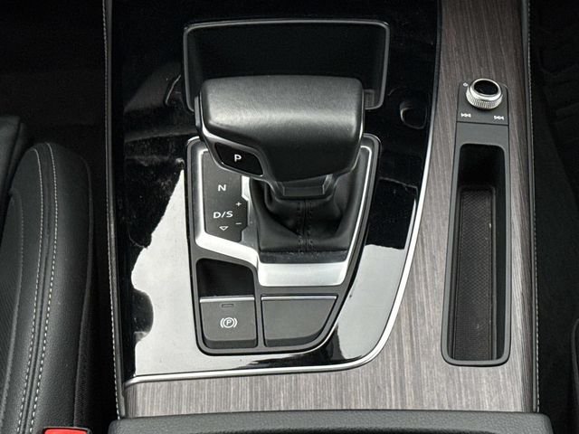 Used 2023  Audi 40 Premium Plus image 21