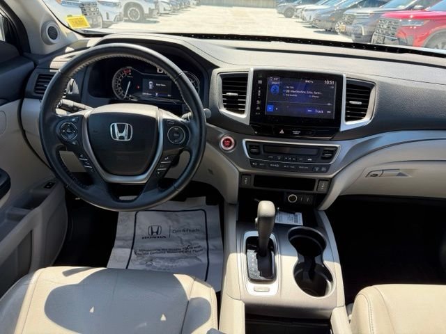 Used 2016 Gray Honda EX-L image 20
