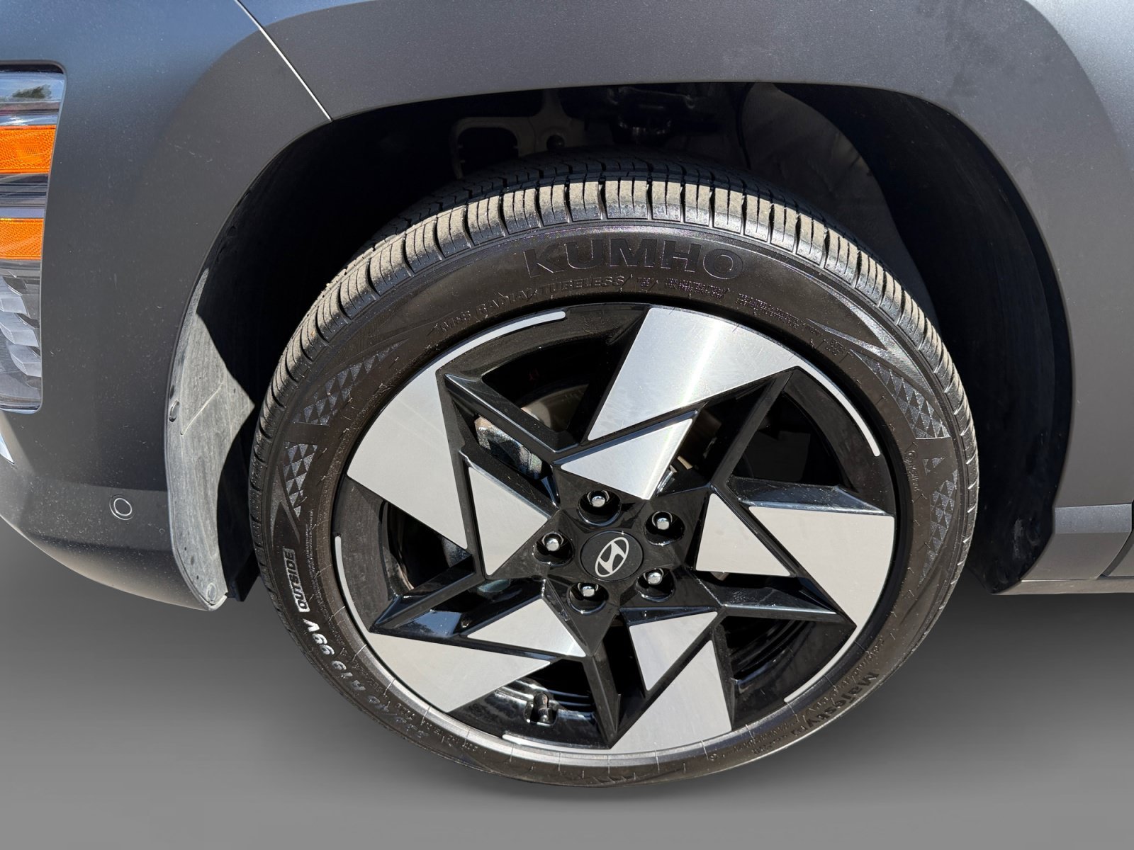 Certified Used 2025 White Hyundai Limited image 9