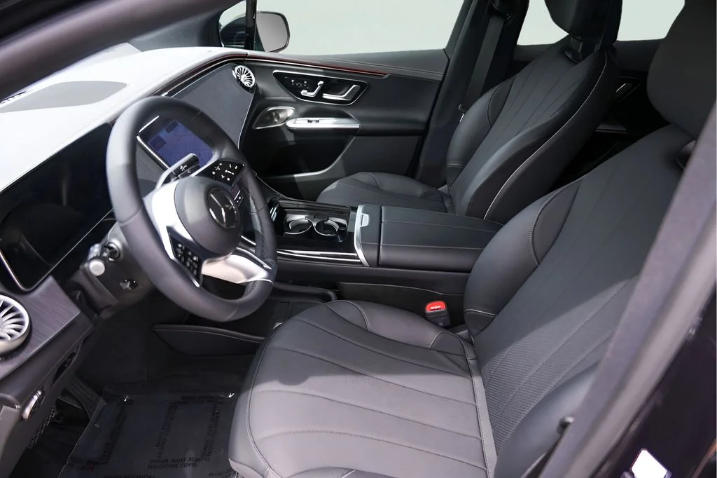 Used 2025 Black Mercedes-Benz 350+ SUV image 12