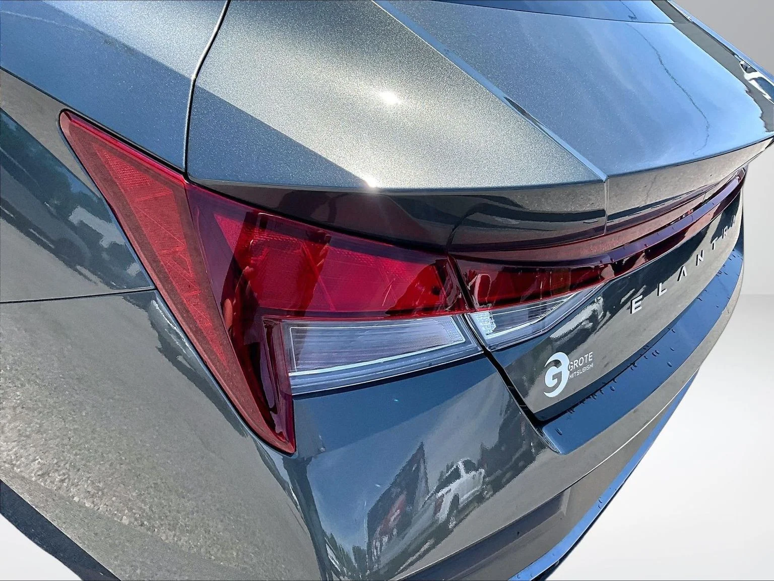 Used 2024 Gray Hyundai SE image 31