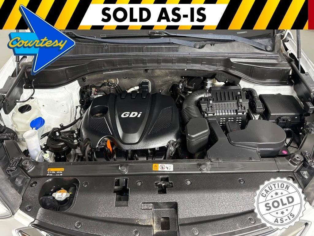 Used 2013 White Hyundai Base image 36