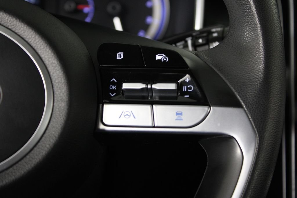 Certified Used 2022 Gray Hyundai SEL image 25