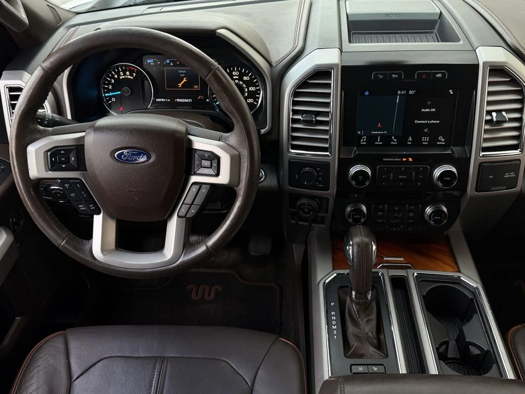 Used 2016  Ford King Ranch image 14