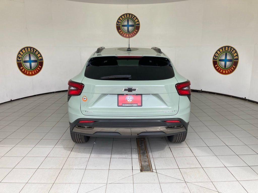 New 2026 Cacti Green Chevrolet ACTIV image 19