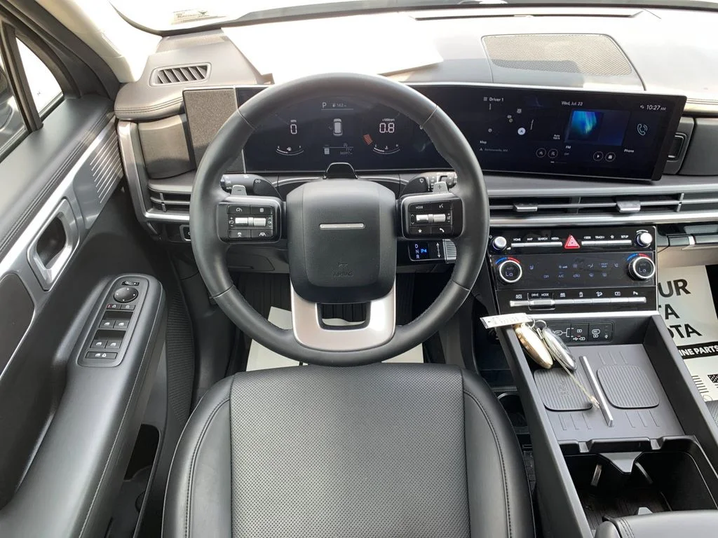 Used 2024 Silver Hyundai XRT image 17
