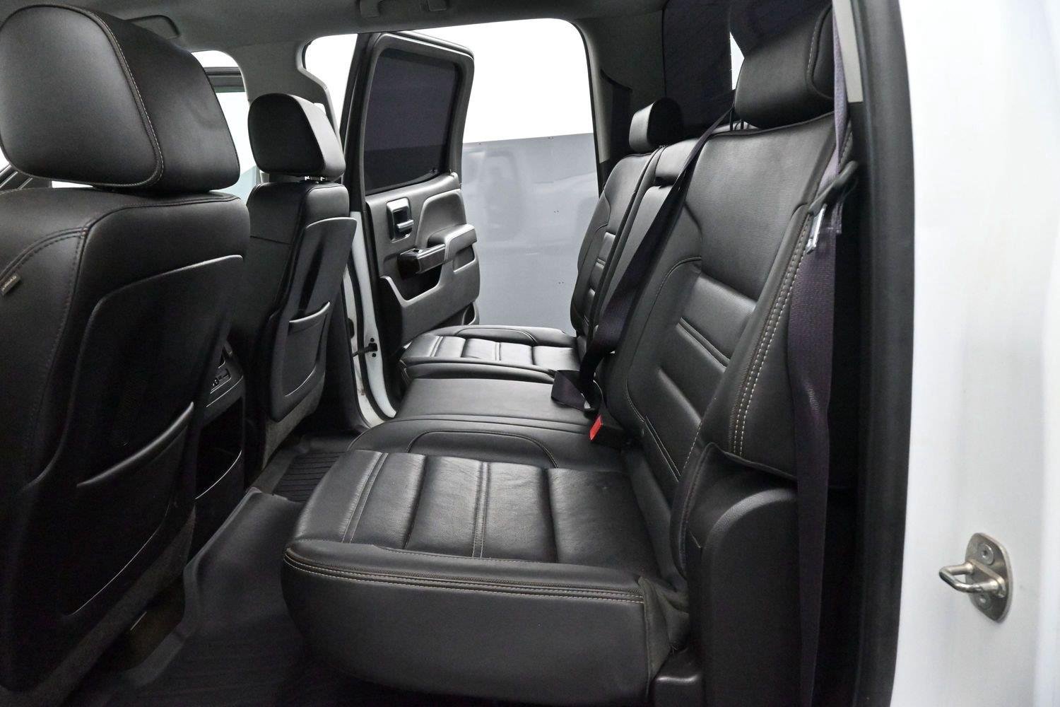 Used 2015 Summit White GMC Denali image 28