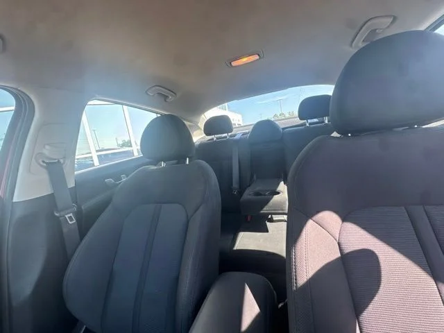 Used 2023 Red Kia LXS image 16