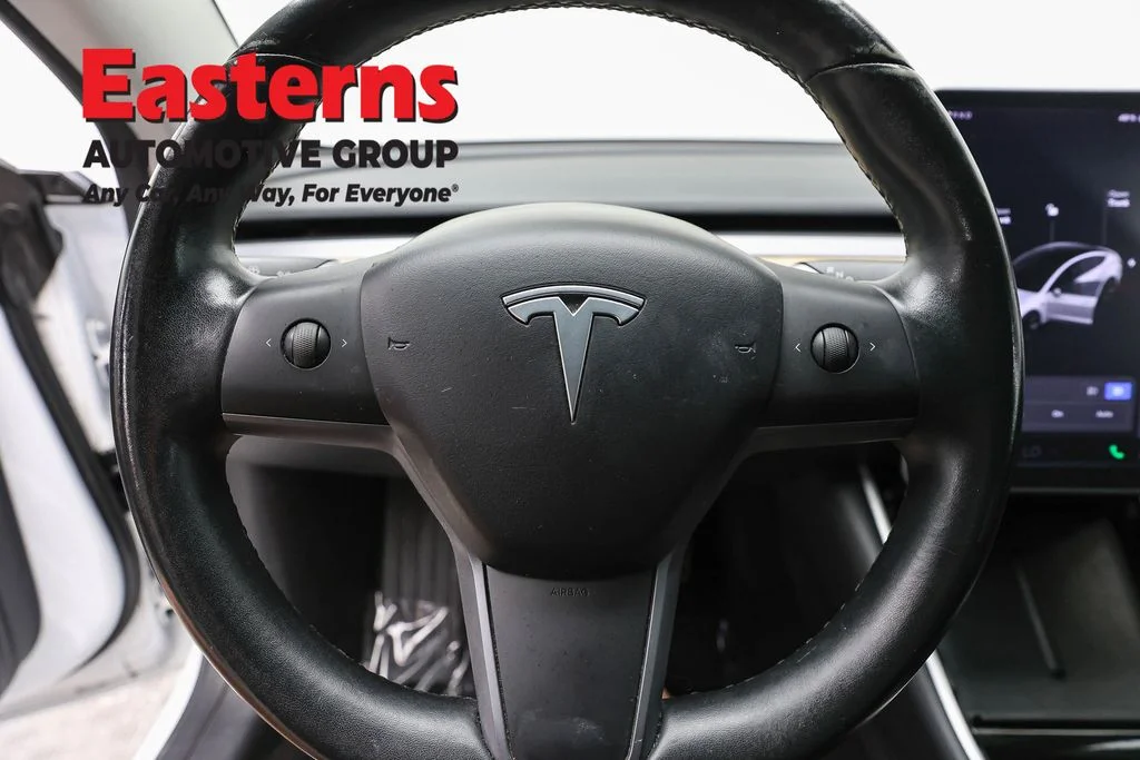 Used 2018 White Tesla Long Range image 10