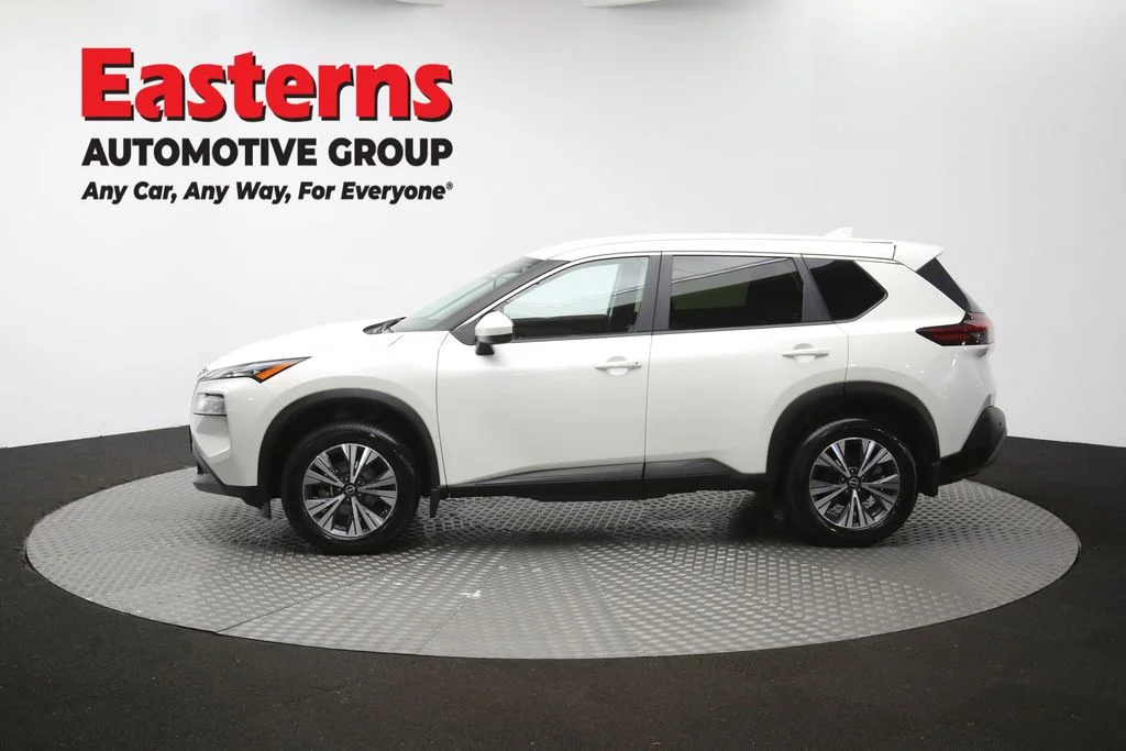 Used 2023 White Nissan SV image 58