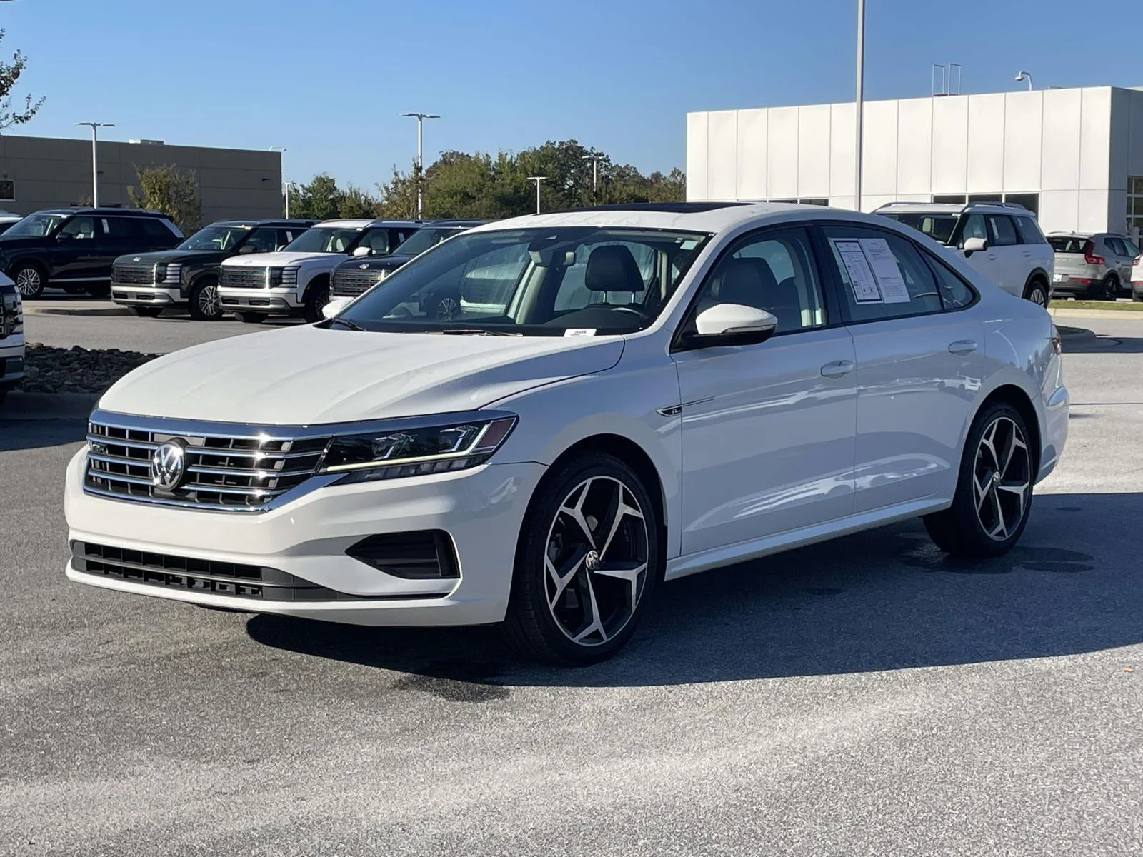 Used 2020 Pure White Volkswagen 2.0T R-Line image 23