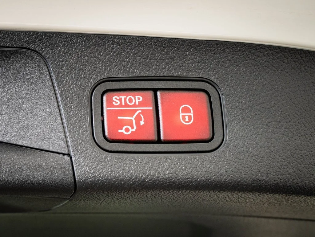 Used 2026 Polar White Mercedes-Benz GLA 250 image 19