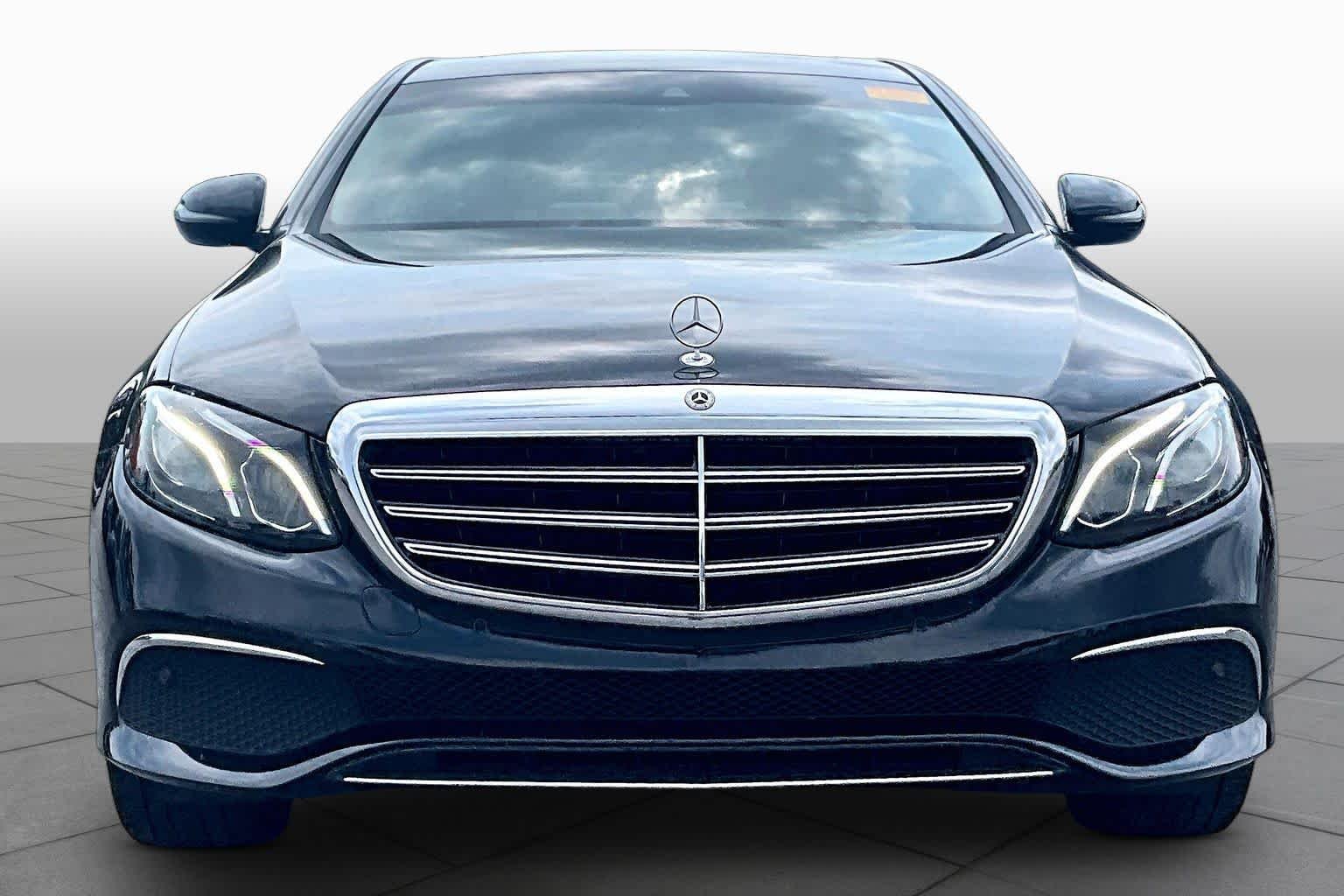 Used 2018 Black Mercedes-Benz E 300 image 4