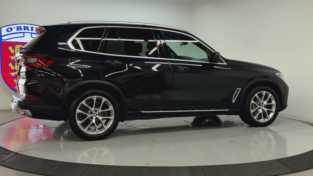 Used 2020 Black Sapphire Metallic BMW xDrive40i image 4