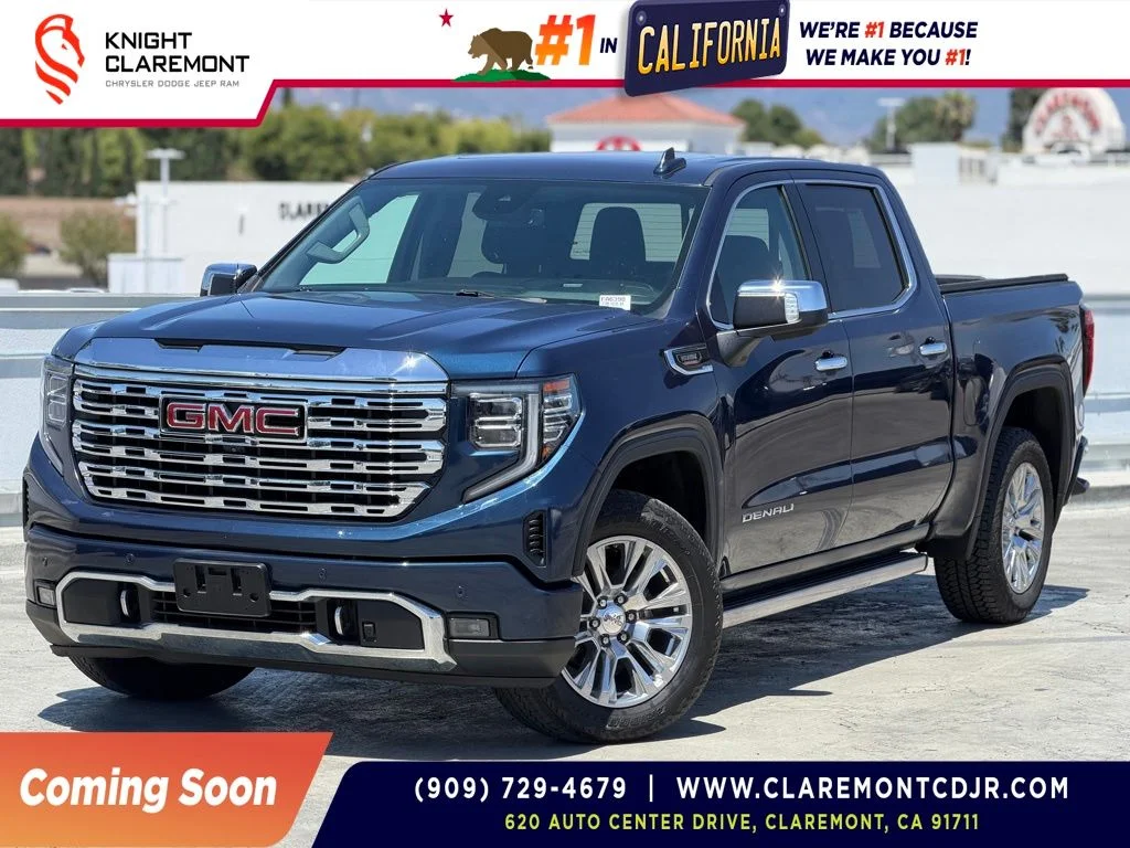 2022 GMC Sierra 4WD Crew Cab Short Box Denali's photo