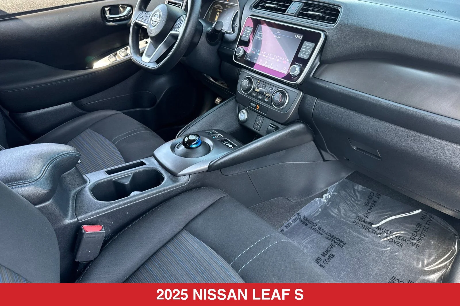 Used 2025 White Nissan S image 17