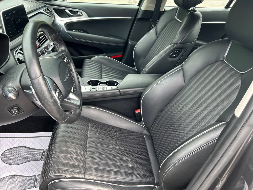 2021 GENESIS G70 Standard - Photo 11