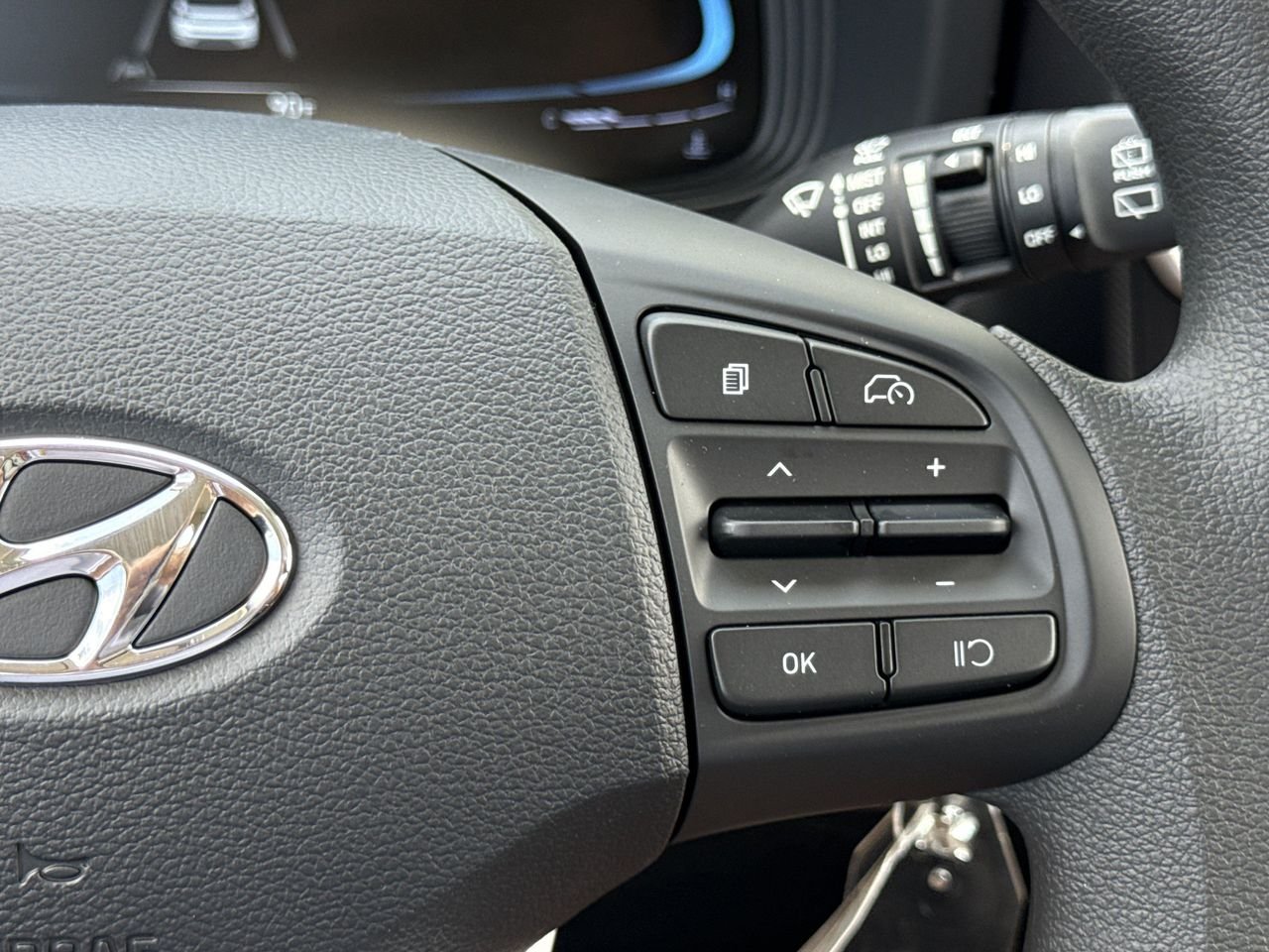 New 2026 Ecotronic Gray Hyundai SE image 18