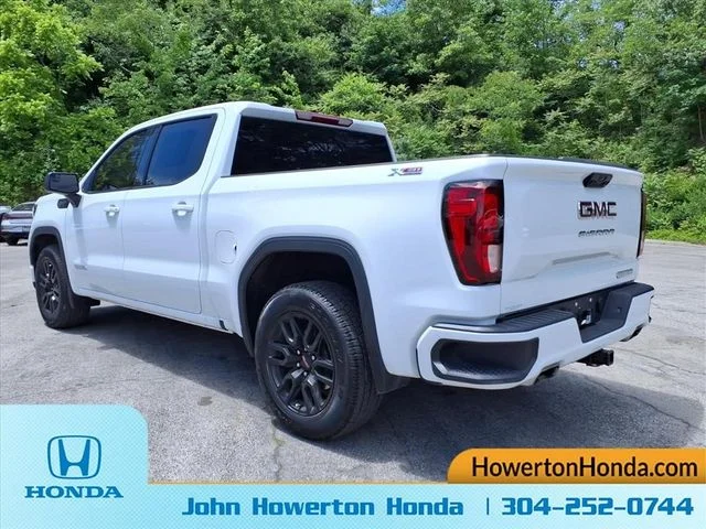 Used 2024 White GMC Elevation image 7