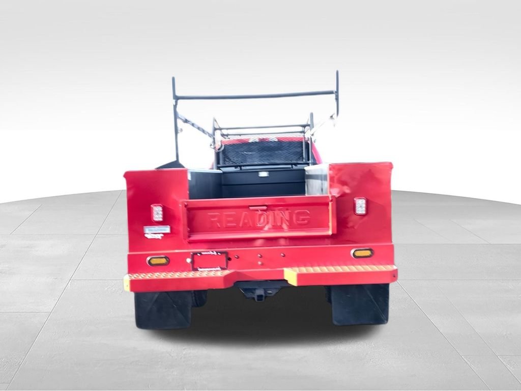 Used 2019 Red Ford XL image 7