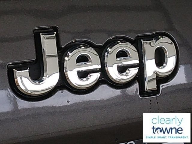 Used 2021 Gray Jeep Limited image 31