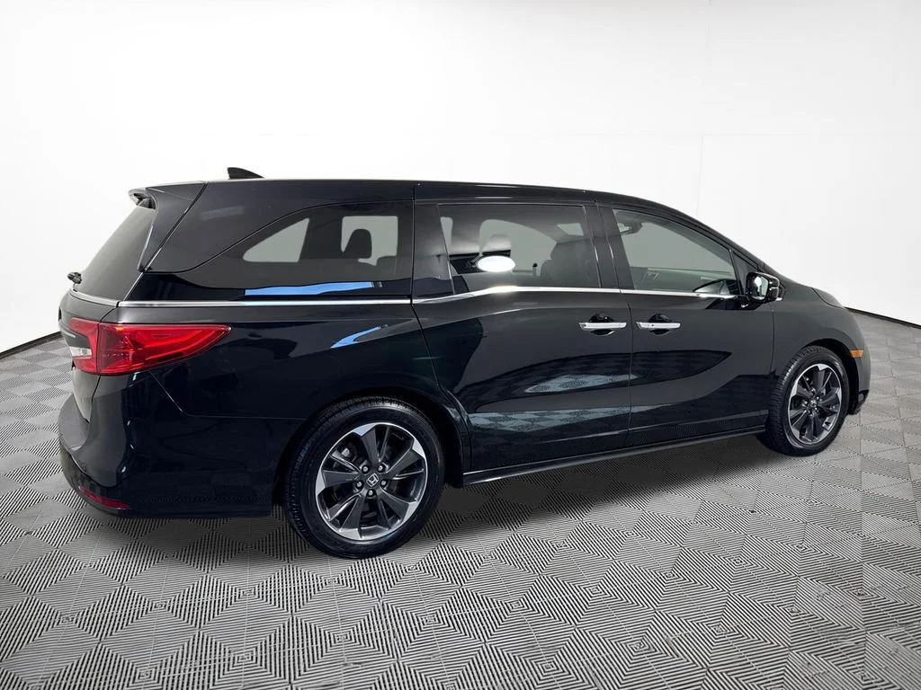 Used 2023 Black Honda Elite image 9