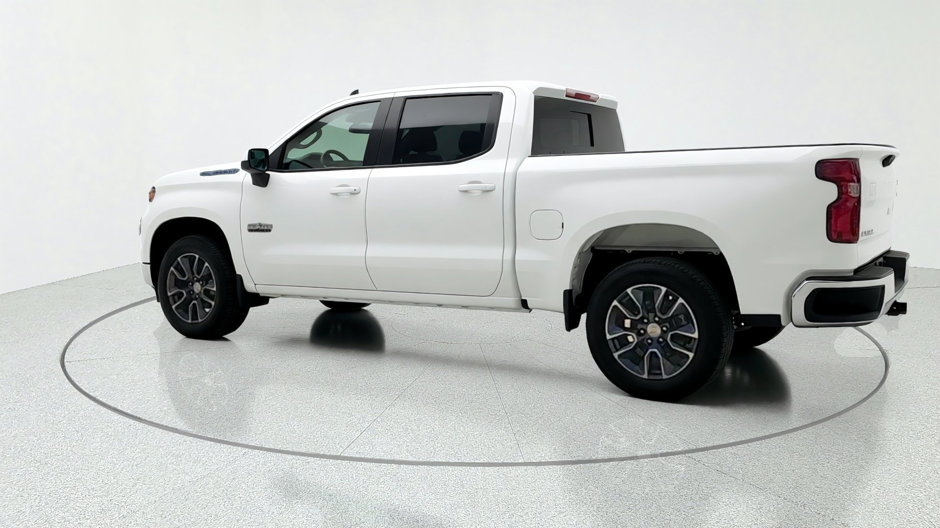 2026 Chevrolet Silverado 1500 LT - Photo 6
