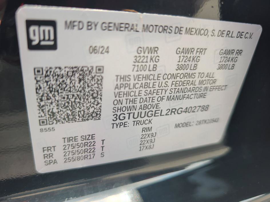 Used 2024 Onyx Black GMC Denali image 32