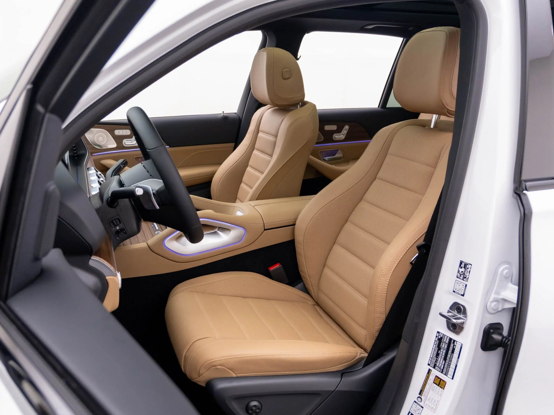 New 2026 White Mercedes-Benz GLE 580 image 17