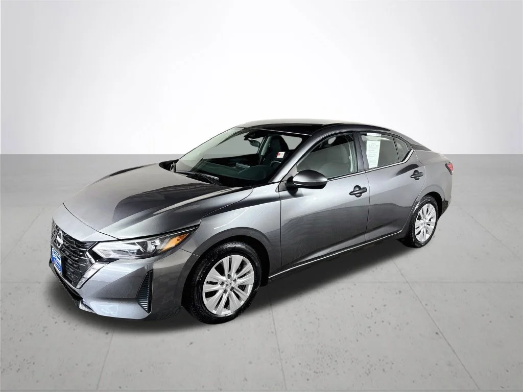 Used 2025 Gray Nissan S image 2