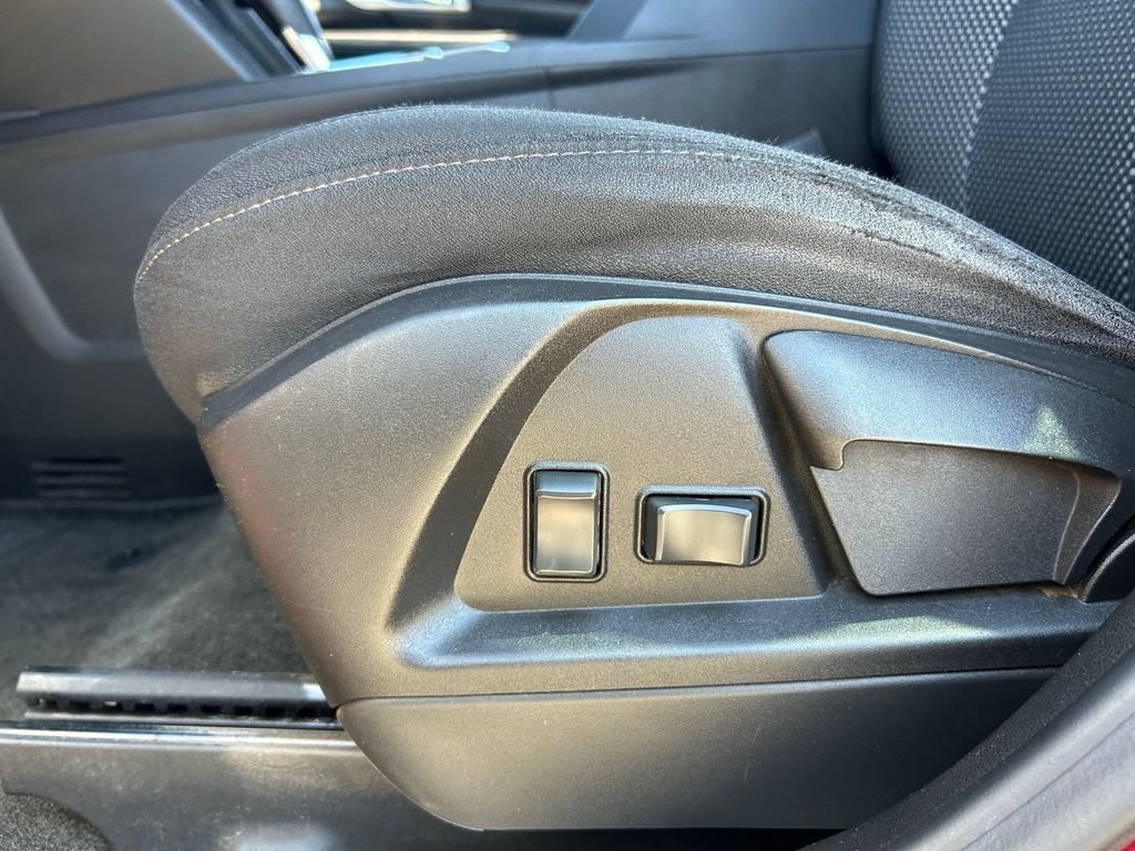 Used 2017 Red GMC SLE-1 image 21