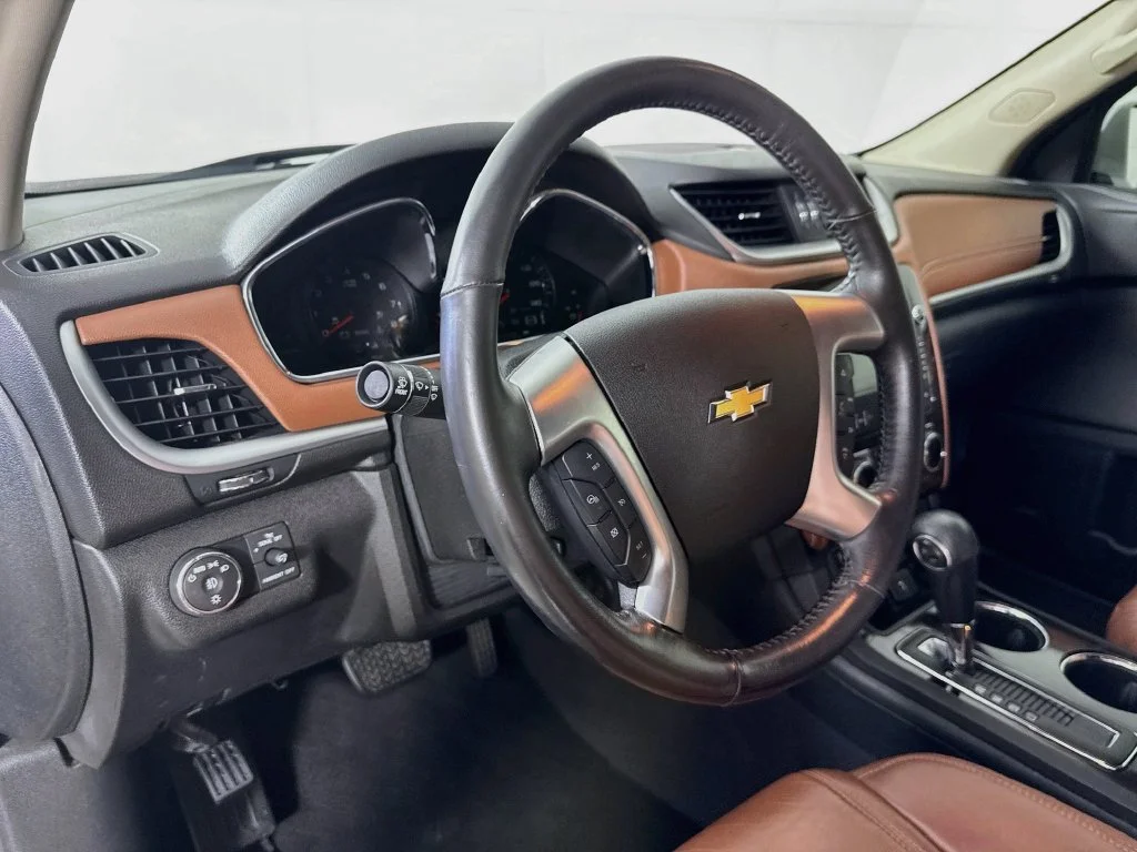 Used 2017 Beige Chevrolet Premier image 9