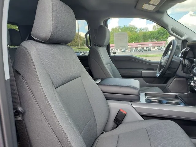2025 Ford F-150 XLT - Photo 16