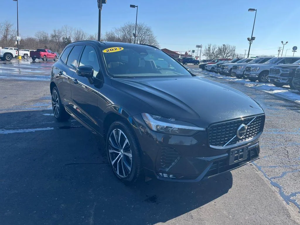 2023 Volvo XC60 Plus - Photo 7