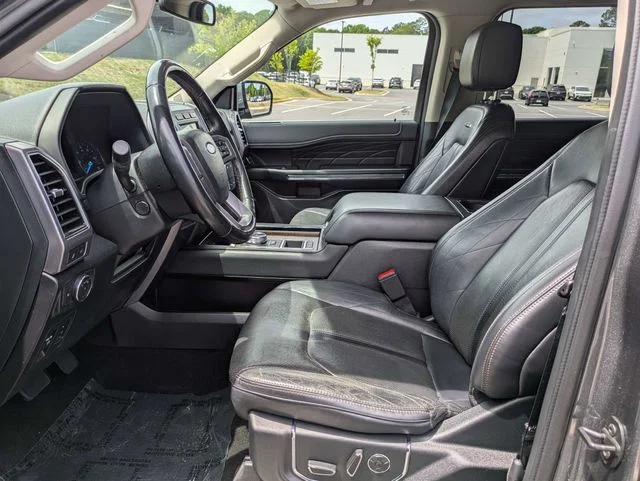 Used 2019 Gray Ford Platinum image 22