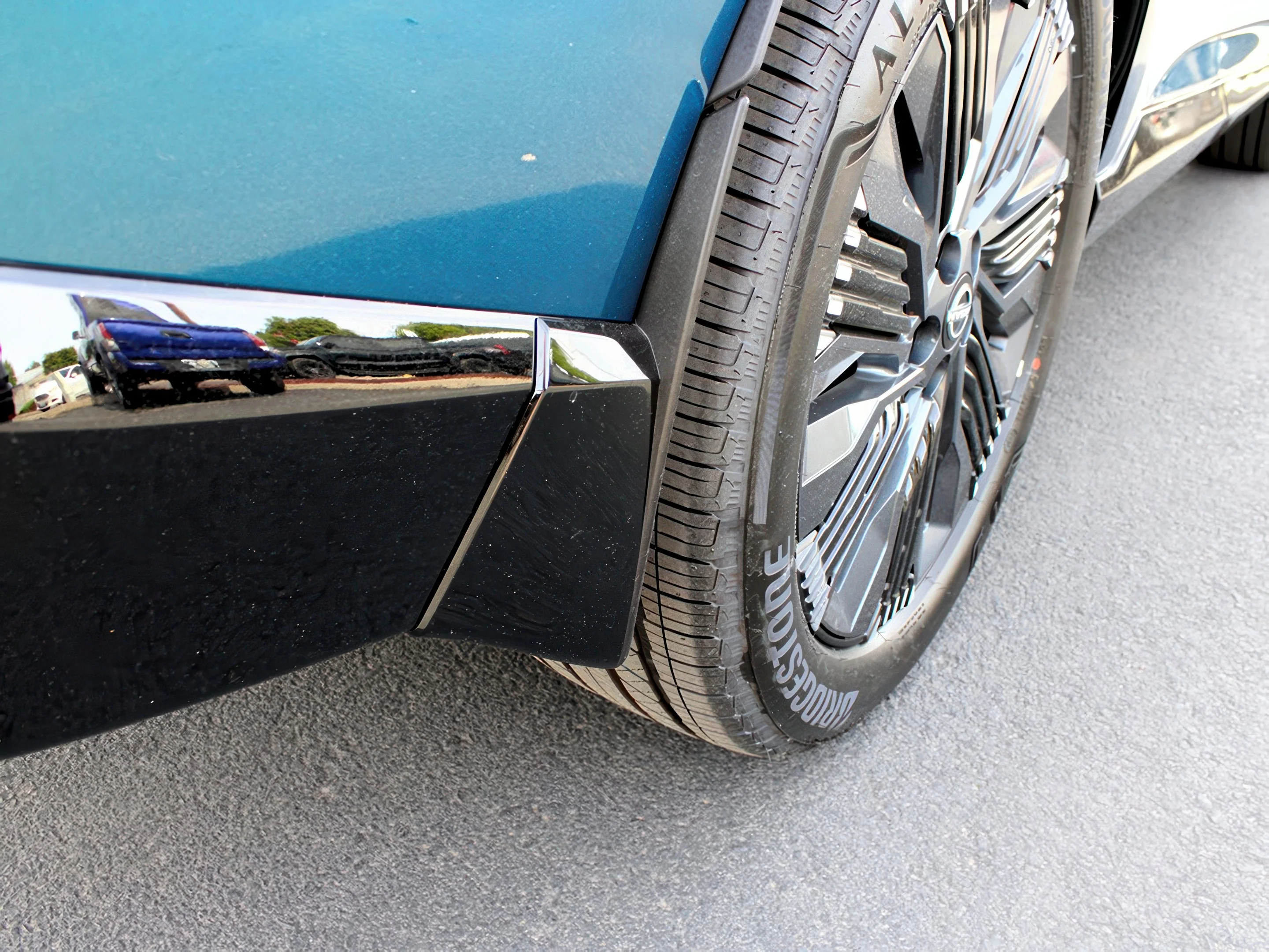 New 2026 Blue Nissan Platinum image 35