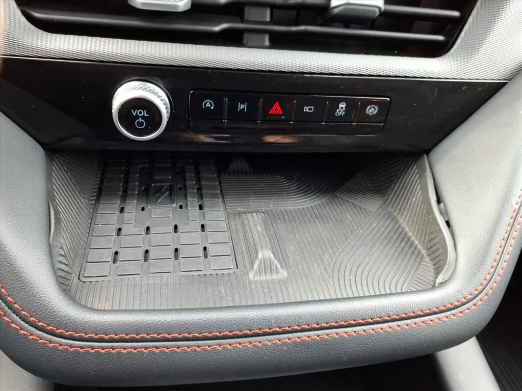2025 Ford Explorer ST-LINE - Photo 21