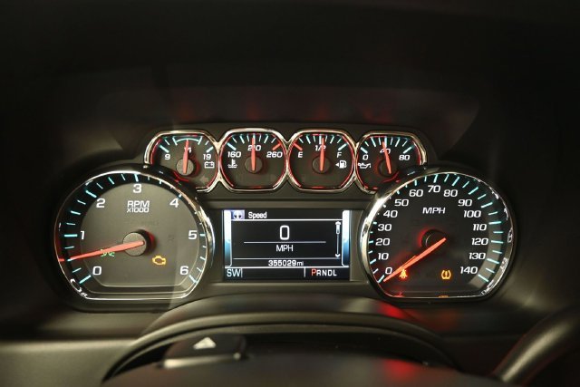 Used 2019 Silver Chevrolet LT image 27