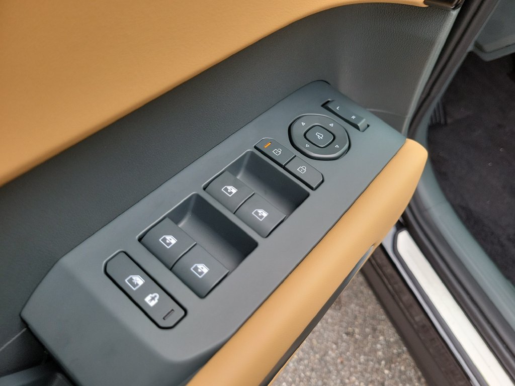 New 2027 Ebony Black Kia X-LINE SX image 24