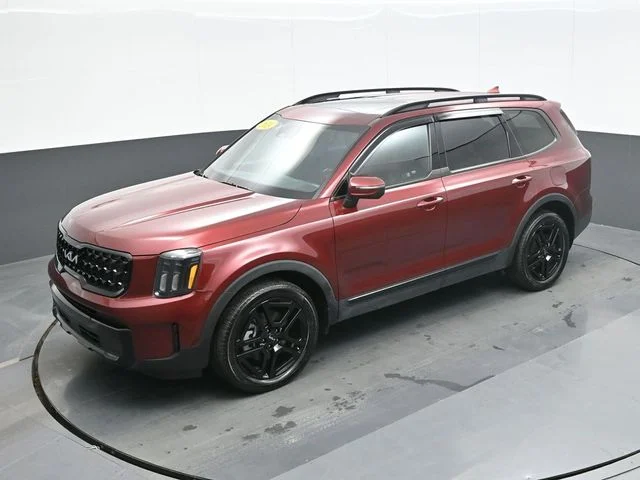 Used 2024 Red Kia EX X-Line image 13