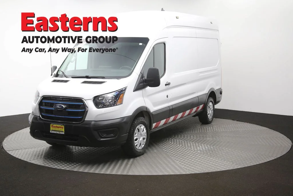 Used 2022 White Ford Base image 52