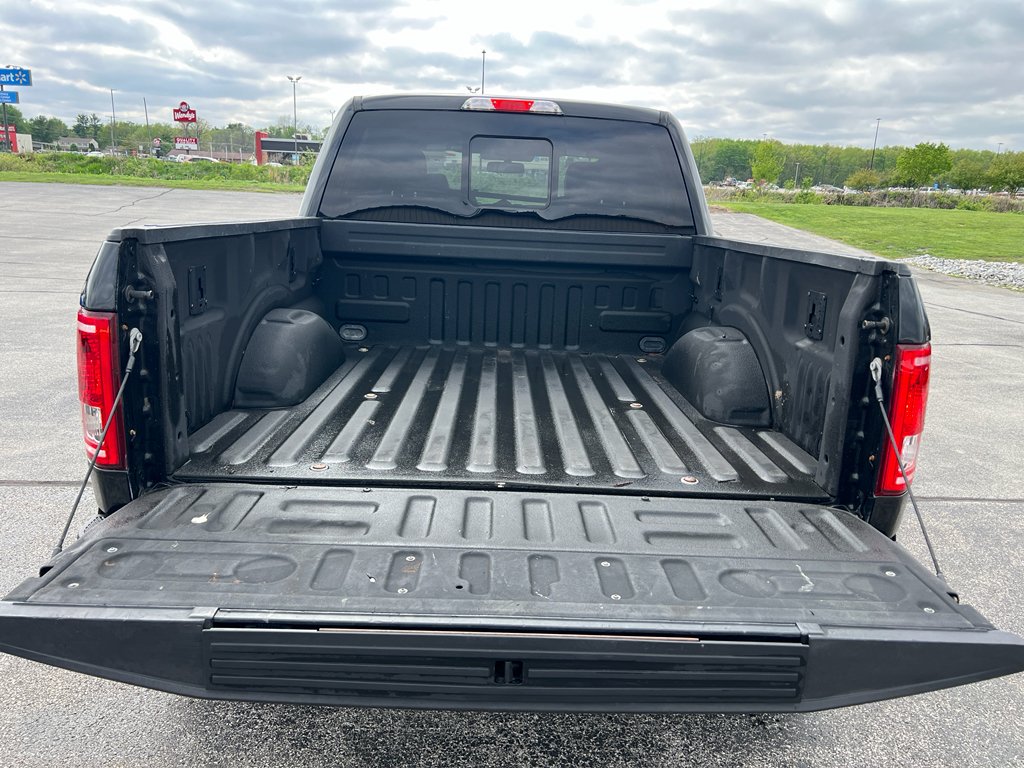 Used 2016 Shadow Black Ford XLT image 15