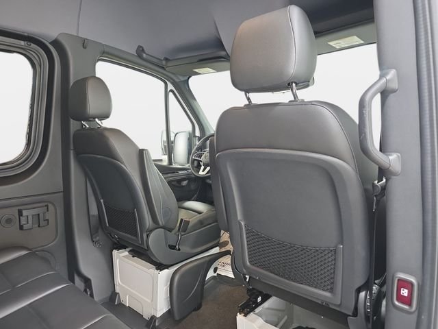Used 2022 White Mercedes-Benz Passenger 144 WB image 12