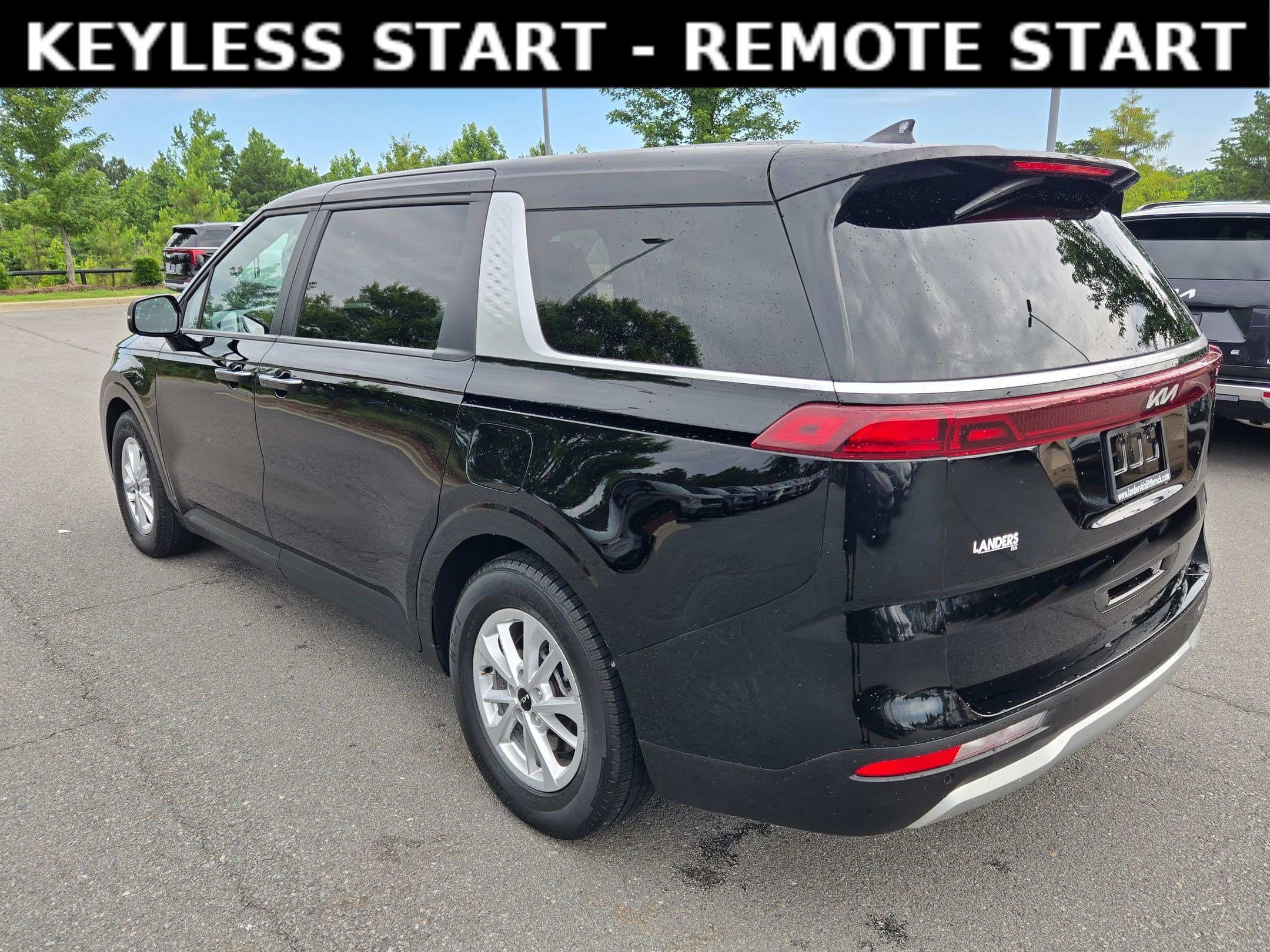 Used 2024 Aurora Black Pearl Kia LX image 5
