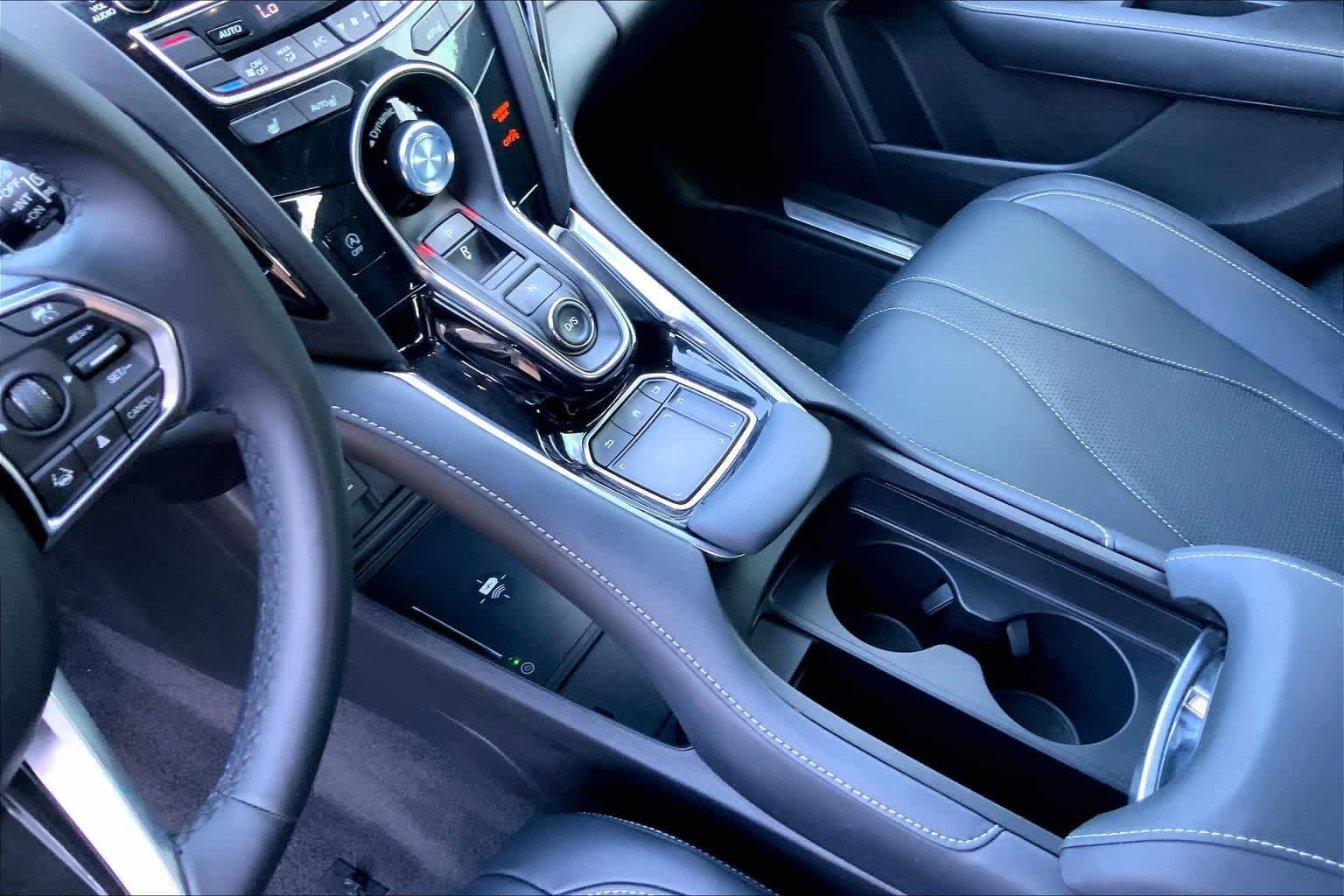 Used 2023 Liquid Carbon Metallic Acura w/Technology Package image 17