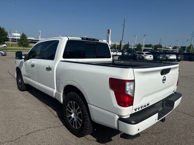 Used 2020 White Nissan SV image 6