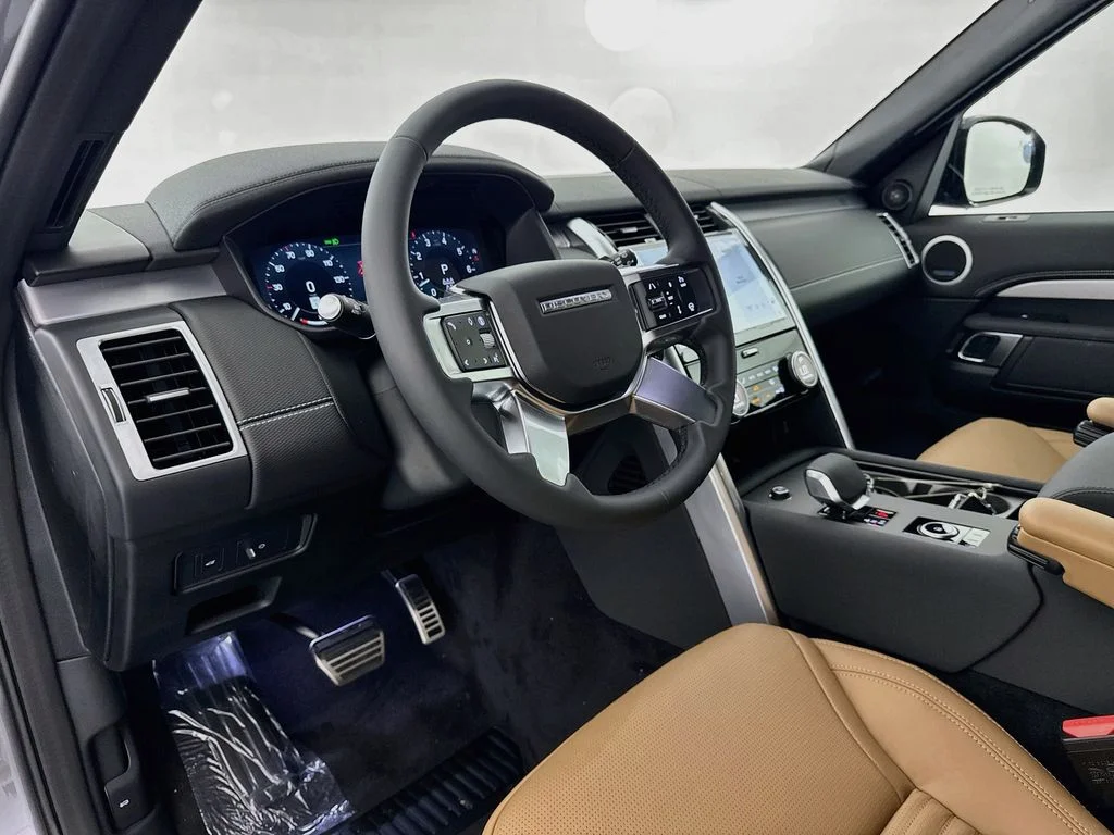 New 2026 Eiger Grey Land Rover Gemini Edition image 9